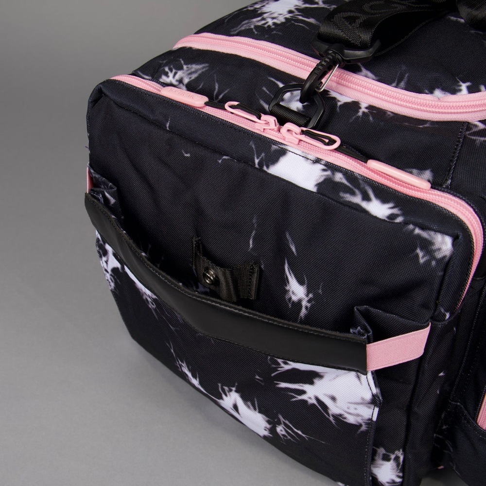 40L ULTIMATE DUFFLE BAG BLACK LIGHTNING KNOCKOUT PINK - Picture 3 of 16